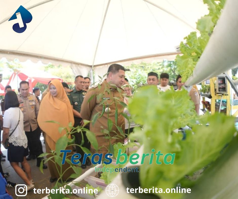 foto kadis DP2A bersama Bapak walikota Munafri Arifuddin