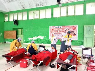 Organisasi PMR PMI Unit 219 SMKN 7 Makassar Gelar Kegiatan Donor Darah