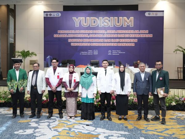 FKIK Unismuh Makassar Yudisium 82 Lulusan Lintas Jenjang, Siap Mengabdi di Bidang Kesehatan