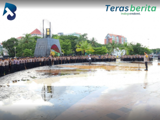 Kapolda Sulsel Pimpin Bakti Sosial Bersih Lingkungan di Anjungan Pantai Losari