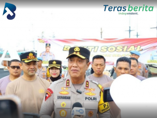 Polda Sulawesi Selatan Gelar Aksi Bersih-Bersih di Anjungan Pantai Losari, Kapolda Ajak Warga Jaga Kebersihan Kota