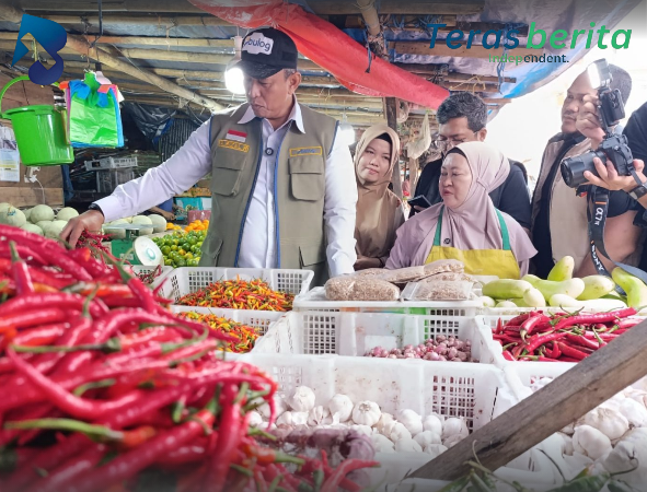 Dirut Perum Bulog Sidak Pasar Terong, Pastikan Harga Pangan Makassar Stabil Jelang Ramadan dan Idulfitri 2026