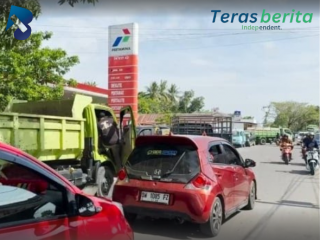 Antrean Panjang di SPBU Sulsel Dipicu Isu BBM, Pemerintah Pastikan Stok Aman dan Imbau Warga Tidak Panic Buying